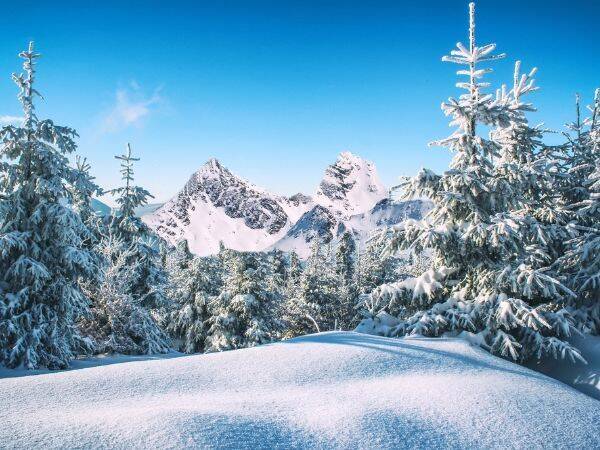 Zimowe wakacje w górach: atrakcje i miejsca, które warto odwiedzić