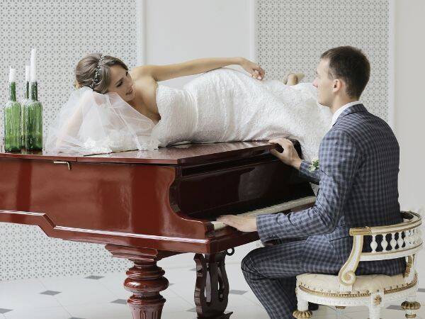 Muzyczne trendy w branży weselnej - jak wybrać najlepszą oprawę muzyczną?